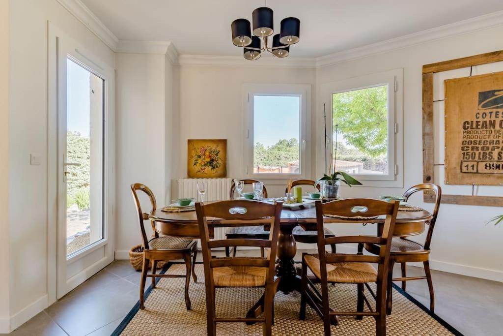 Sejour En Provence Maison Avec Vue Sur La Sainte Victoire Et Piscine Pres D'Aix En Provence エクス＝アン＝プロヴァンス エクステリア 写真